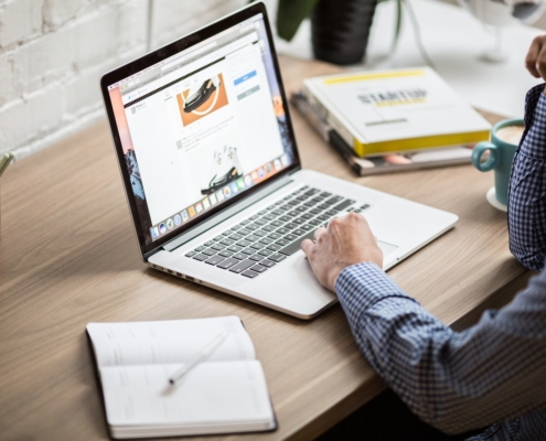 criterios sobre de arraigo laboral en España