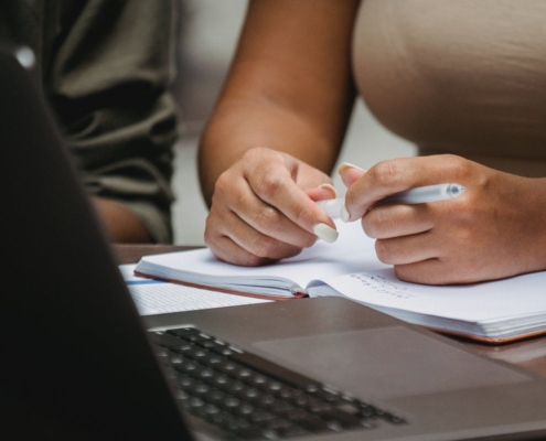 residencia y trabajo por cuenta ajena