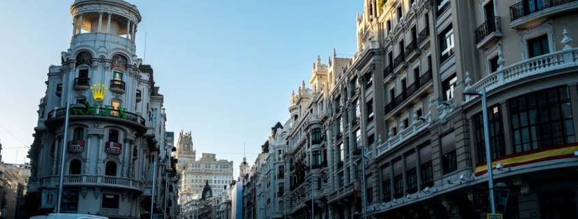 renovación de la residencia temporal y trabajo por cuenta propia