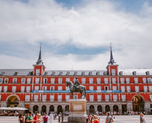 El arraigo sociolaboral en España