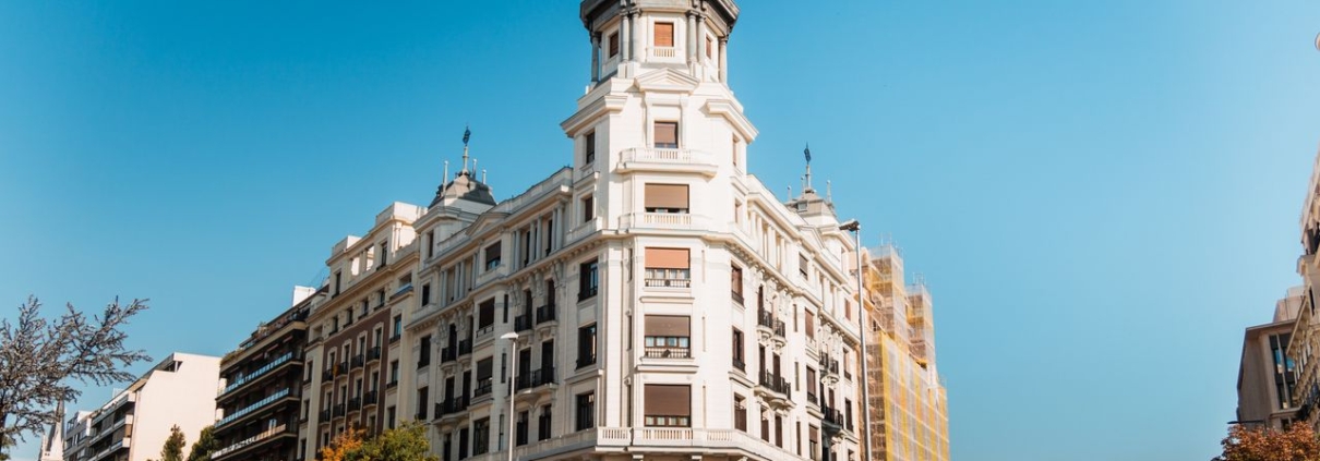renovación de la autorización residencia y trabajo por cuenta propia
